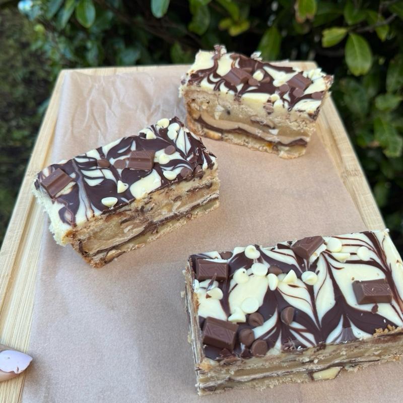 Gluten Free Kinder Blondie