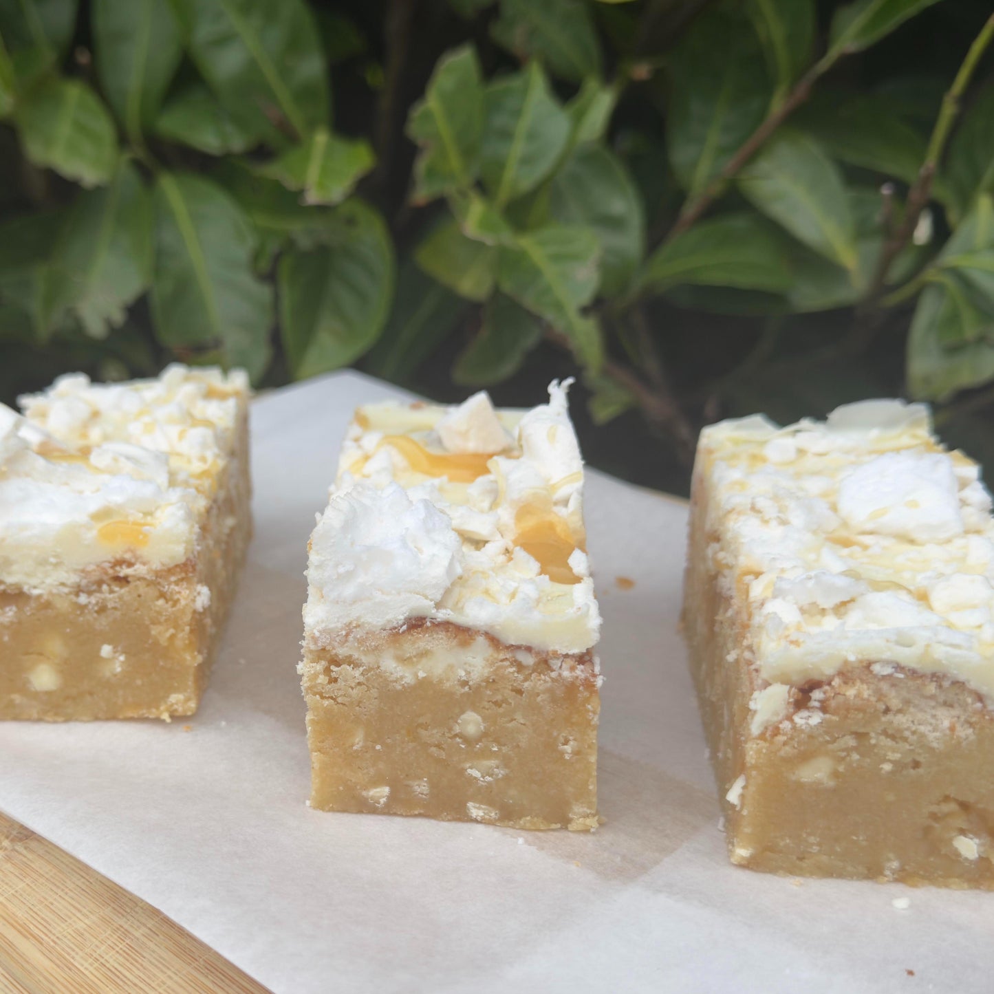 Gluten Free Lemon Meringue Pie Blondie